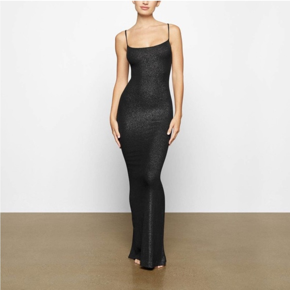 SKIMS Shimmering onyx  Maxi Dress